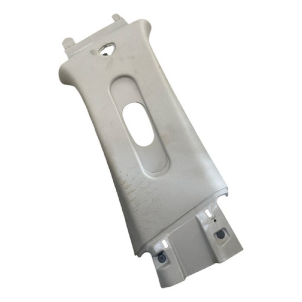 Acabamento Coluna Cinto Direito Fiat Toro 2017-2020 Usado