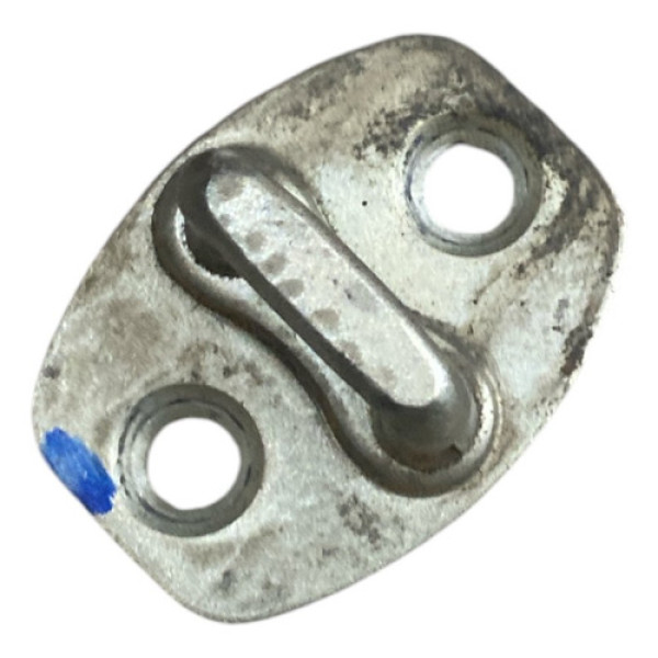 Batente Traseiro Esquerdo Tracker 2021-2022 Usado Original