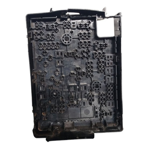 Carcaça Caixa Fusível Gm Chevrolet Onix 2020 Detalhe