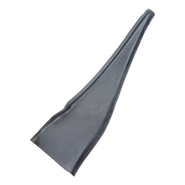 Acabamento Lateral Churrascaria Chevrolet Tracker 2020-2023