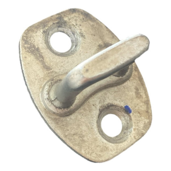 Batente Da Porta Traseira Esquerda Tracker 2020-2021 Usad