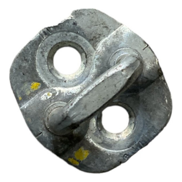 Batente Porta Traseira Nissan Kicks 2013-2017 Usado