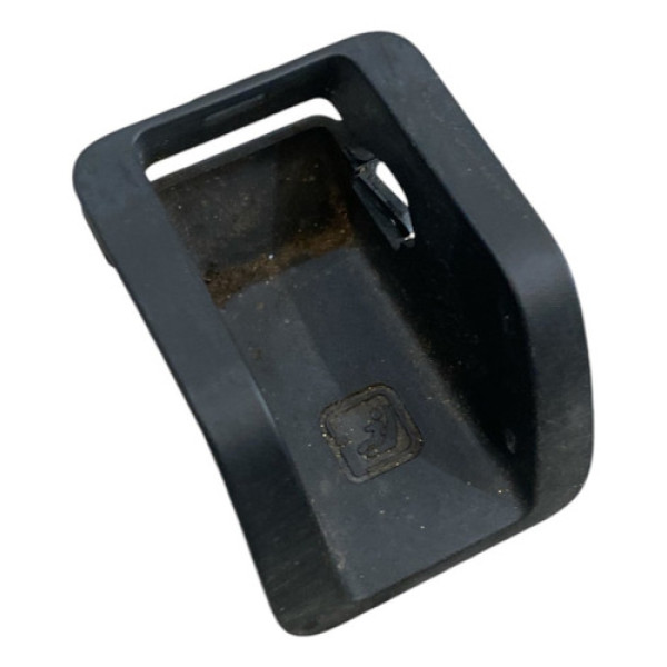 Acabamento Isoflix Banco Traseiro Tracker 2020-2023