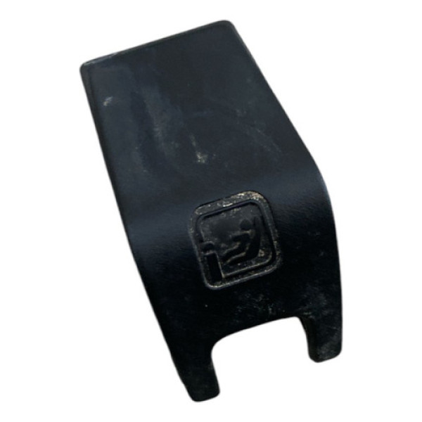 Acabamento Isofix Banco Traseiro Chevrolet Tracker 2021-2023