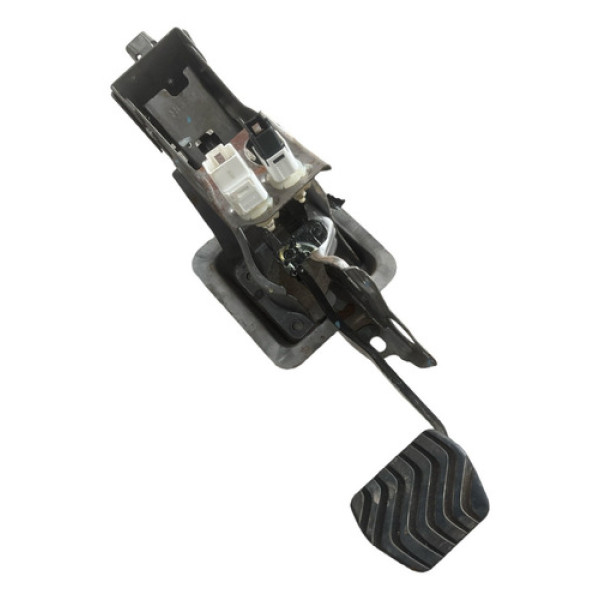 Pedal De Freio Nissan Versa 1.6 16v Automático 2021 2023