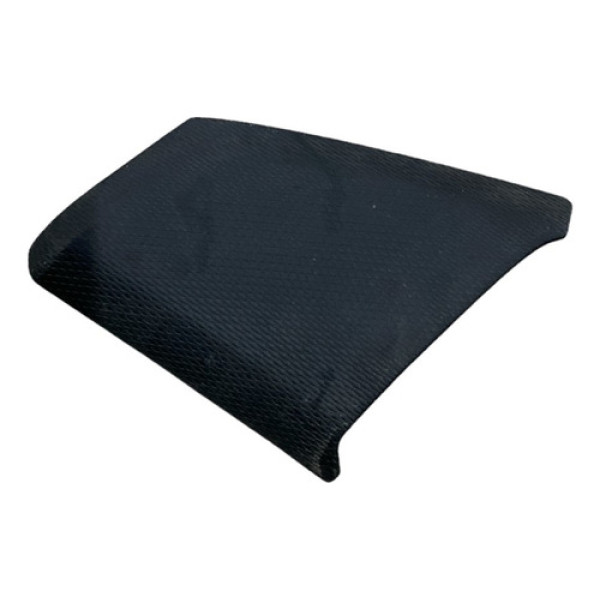 Moldura Esquerda Painel Tracker 2020 A 2023